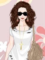 Natural-hued Looks
