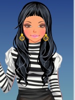 Minimalist and Dramatic Looks