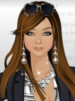 Navy Liner Evening Look